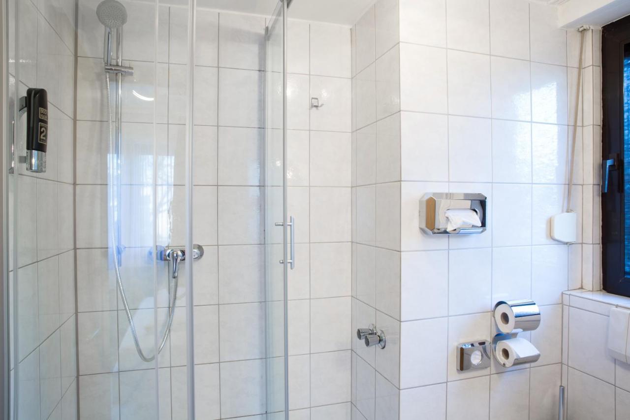 Gaestehaus Hotel Wilms Kolonia Zewnętrze zdjęcie